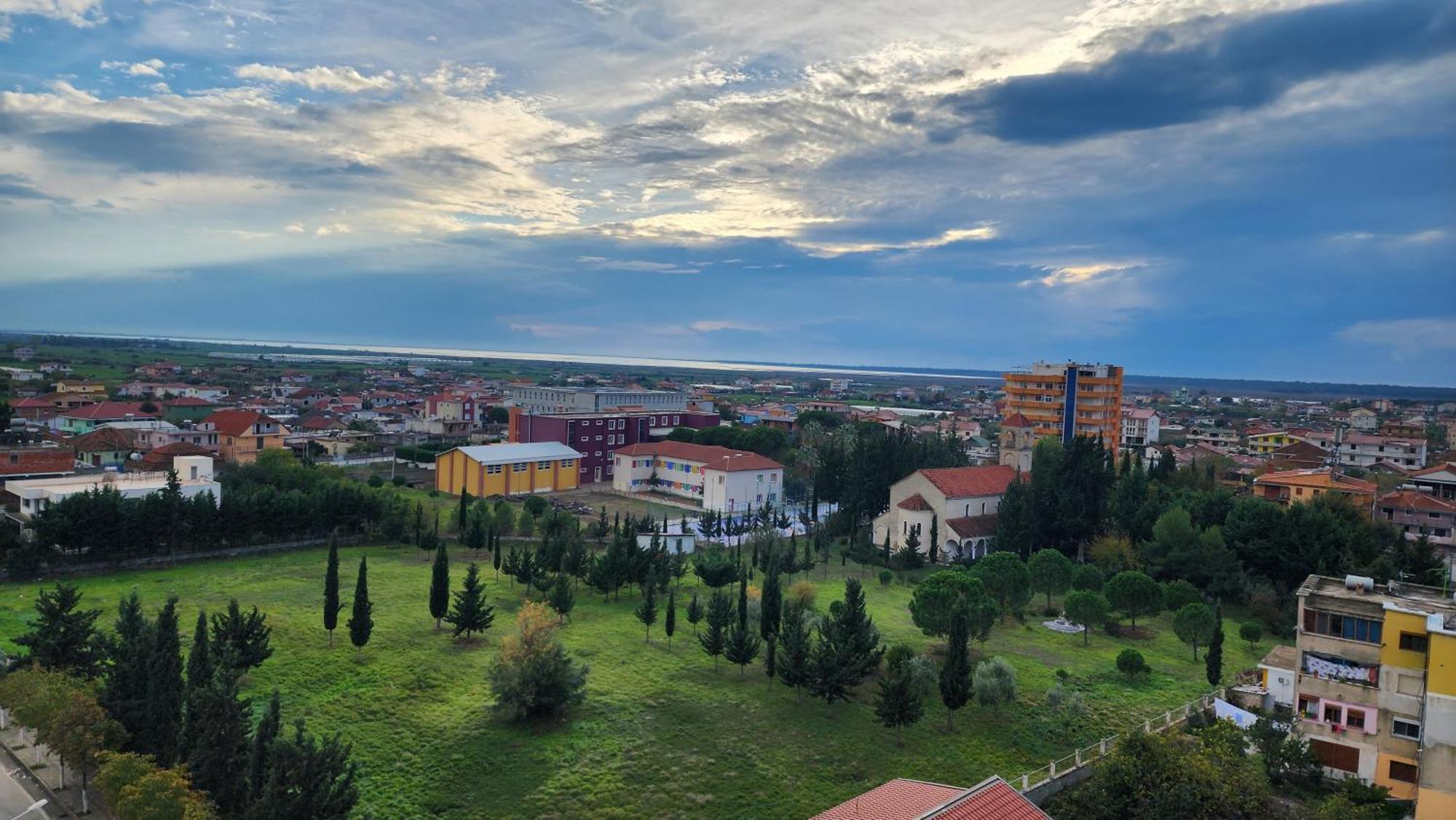 Green Trails City Center Divjake Dış mekan fotoğraf